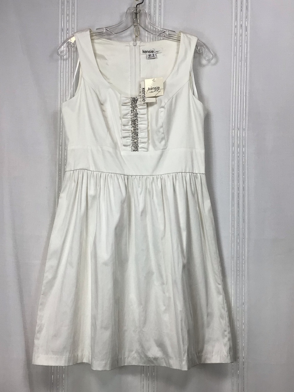 Kensie Pretty White Sleeveless Fit & Flair Dress with Silver Placket Dress Sz.M